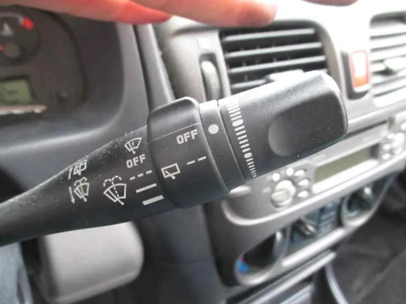 NISSAN ALMERA (N16/E) '2002 AMBIENCE PLATA