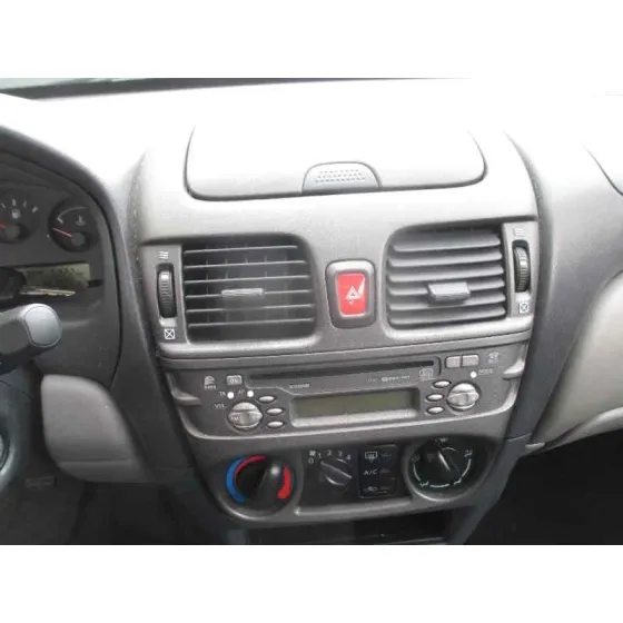 NISSAN ALMERA (N16/E) '2002 AMBIENCE PLATA