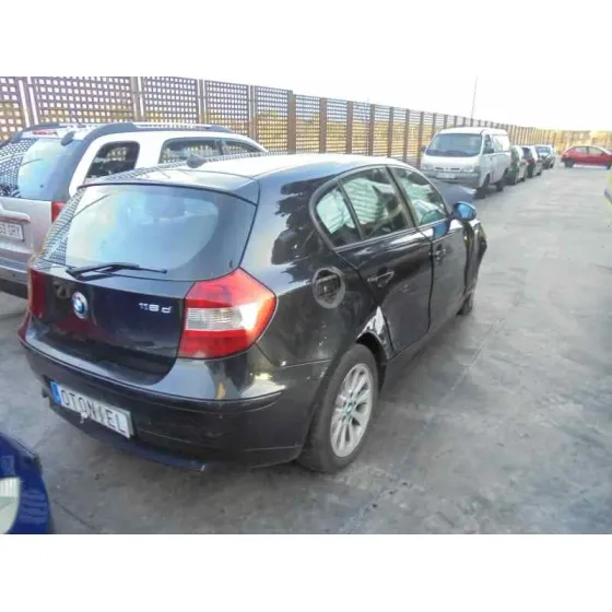 BMW SERIE 1 BERLINA (E81/E87) '2006 118D NEGRO