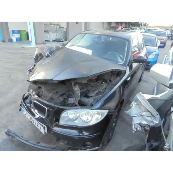 BMW SERIE 1 BERLINA (E81/E87) '2006 118D NEGRO