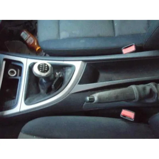 BMW SERIE 1 BERLINA (E81/E87) '2006 118D NEGRO