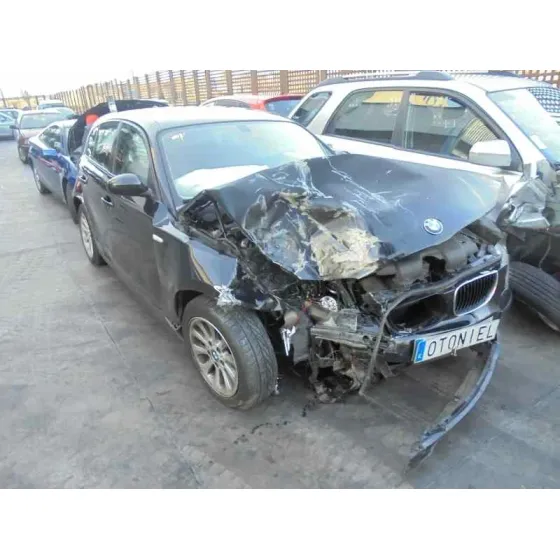 BMW SERIE 1 BERLINA (E81/E87) '2006 118D NEGRO
