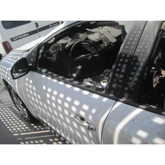 RENAULT MEGANE III BERLINA 5 P '2011 DYNAMIQUE BLANCO