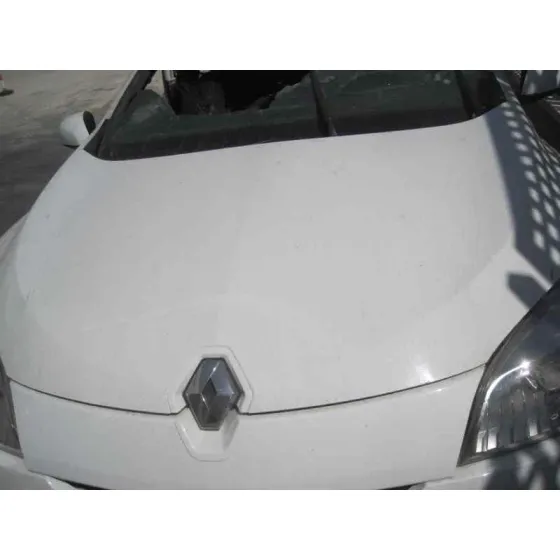 RENAULT MEGANE III BERLINA 5 P '2011 DYNAMIQUE BLANCO