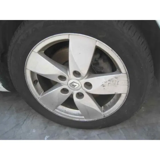 RENAULT MEGANE III BERLINA 5 P '2011 DYNAMIQUE BLANCO