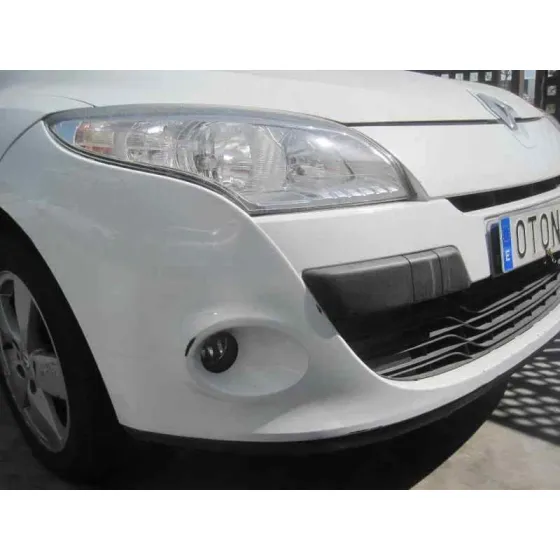 RENAULT MEGANE III BERLINA 5 P '2011 DYNAMIQUE BLANCO