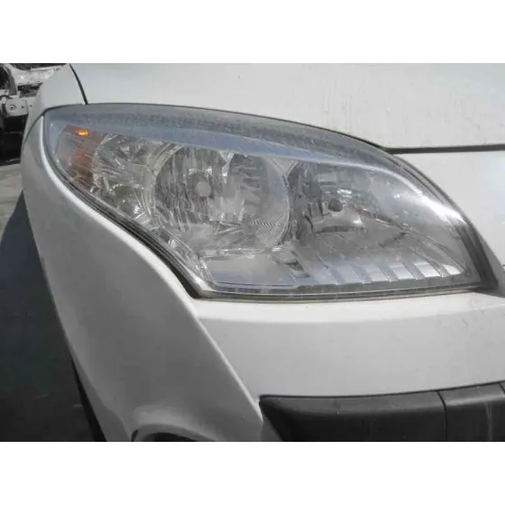 RENAULT MEGANE III BERLINA 5 P '2011 DYNAMIQUE BLANCO
