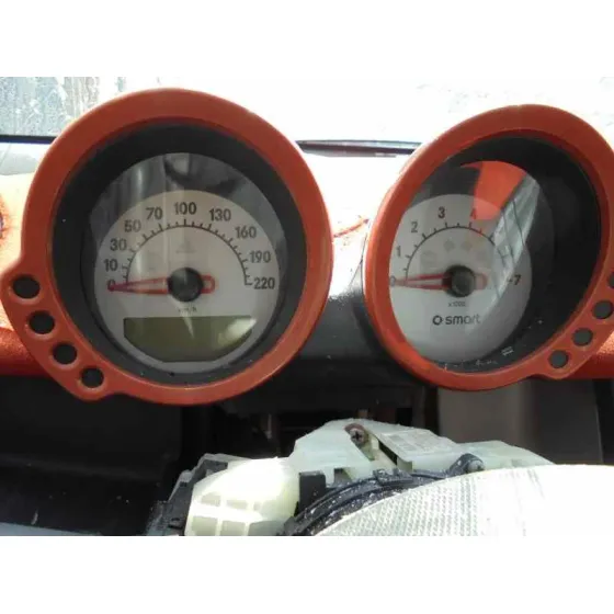 SMART FORFOUR '2005 BASICO (55KW) ROJO