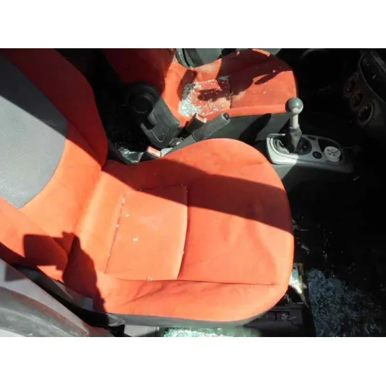SMART FORFOUR '2005 BASICO (55KW) ROJO