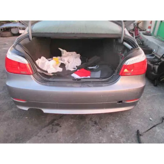 BMW SERIE 5 BERLINA (E60) '2009 520D GRIS
