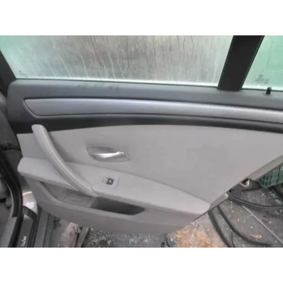 BMW SERIE 5 BERLINA (E60) '2009 520D GRIS