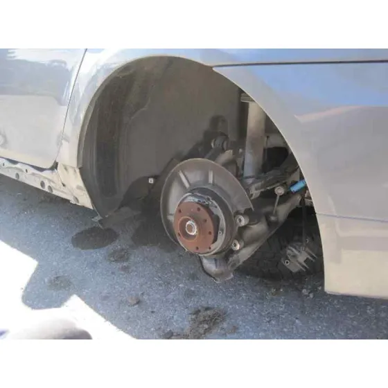 BMW SERIE 5 BERLINA (E60) '2009 520D GRIS
