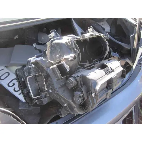BMW SERIE 5 BERLINA (E60) '2009 520D GRIS