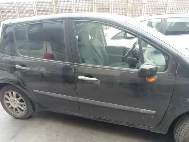 RENAULT MODUS '2004 CONFORT DYNAMIQUE NEGRO