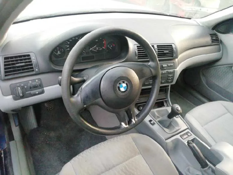 BMW SERIE 3 BERLINA (E46) BMW SERIE 3 BERLINA (E46) '2001 320D AZUL 1998