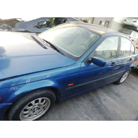 BMW SERIE 3 BERLINA (E46) '2001 320D AZUL