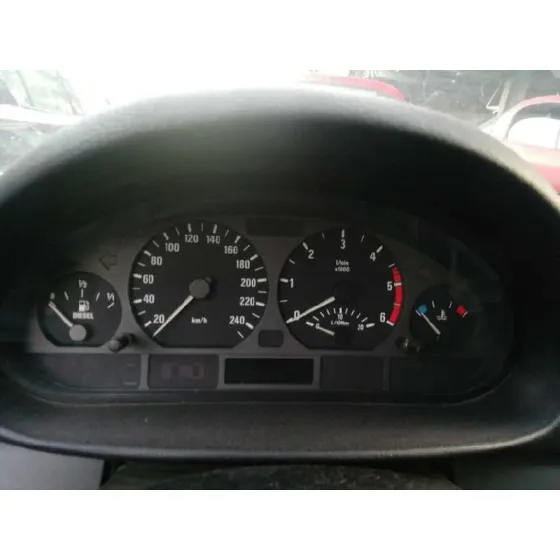 BMW SERIE 3 BERLINA (E46) '2001 320D AZUL
