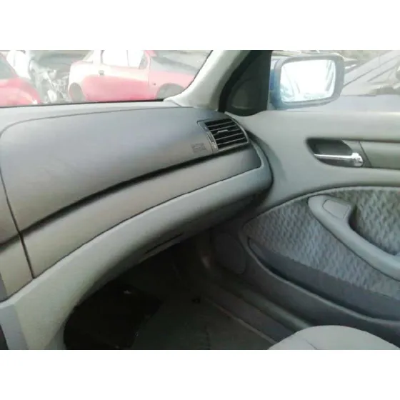 BMW SERIE 3 BERLINA (E46) '2001 320D AZUL