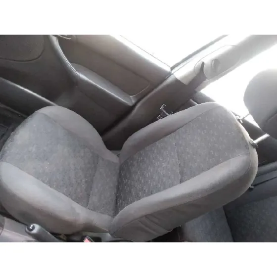 FORD FOCUS TURNIER (CAK) '2004 AMBIENTE AZUL