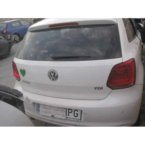 VOLKSWAGEN POLO (6R1) '2013 SPORT BY R-LINE BLANCO