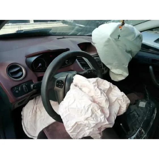 FORD FIESTA (CB1) '2009 AMBIENTE ROJO