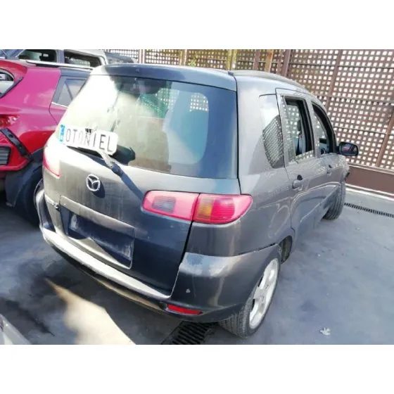 MAZDA 2 BERLINA (DY) '2004 1.4 DIESEL CAT GRIS