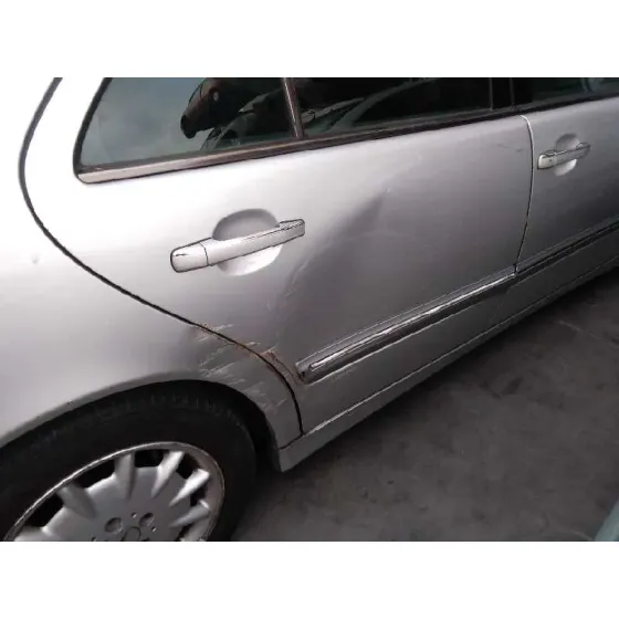 MERCEDES CLASE E (W210) BERLINA DIESEL '2001 220 CDI (210.006) PLATA
