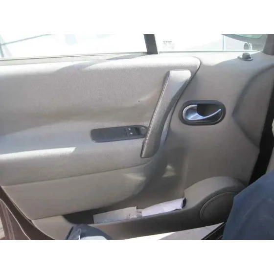 RENAULT SCENIC II '2006 AUTHENTIQUE NEGRO