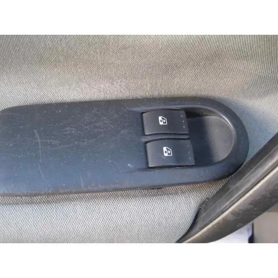 RENAULT SCENIC II '2006 AUTHENTIQUE NEGRO
