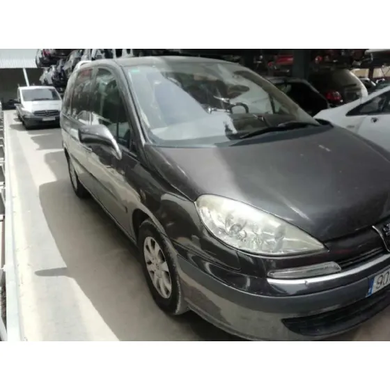 PEUGEOT 807 '2004 ST PACK NEGRO