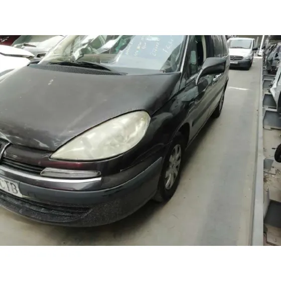 PEUGEOT 807 '2004 ST PACK NEGRO