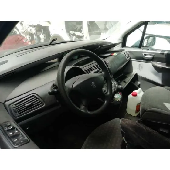 PEUGEOT 807 '2004 ST PACK NEGRO