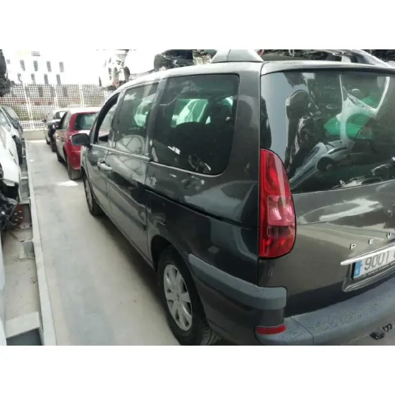 PEUGEOT 807 '2004 ST PACK NEGRO