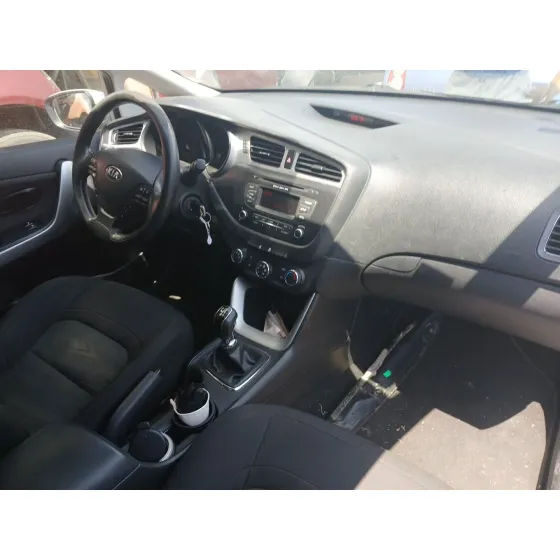 D4FC. CAMBIO MANUAL 6V CVF/KW: 10.74/66