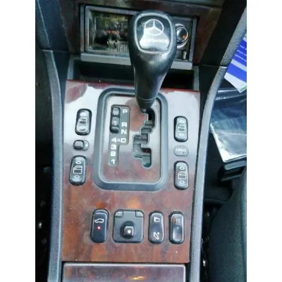 MERCEDES CLASE C (W202) BERLINA '1998 220 CDI (202.133) GRIS