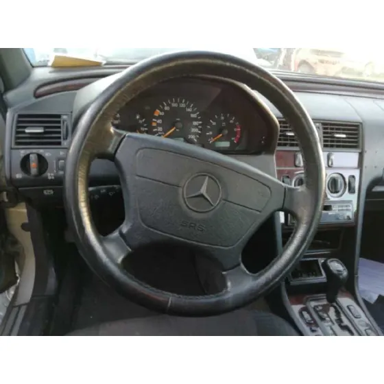 MERCEDES CLASE C (W202) BERLINA '1998 220 CDI (202.133) GRIS