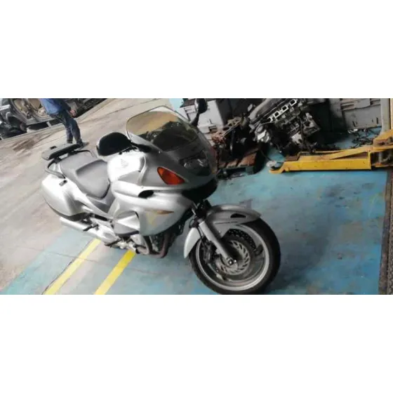 HONDA NT 700 V DEAUVILLE '2004 NT 650 V DEAUVILLE (RC47) GRIS