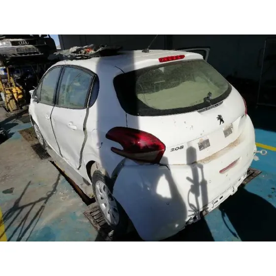 PEUGEOT 208 '2015 ACTIVE BLANCO