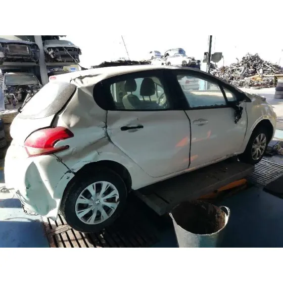 PEUGEOT 208 '2015 ACTIVE BLANCO