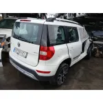SKODA YETI (5L) CFHA. MANUAL 2009