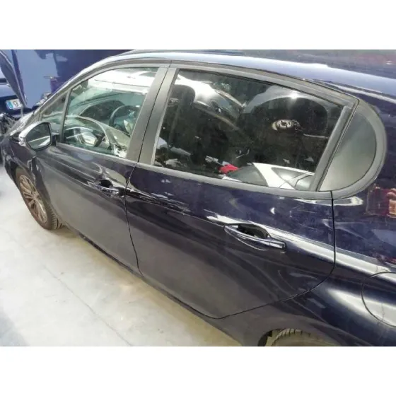 PEUGEOT 208 '2016 STYLE AZUL OSCURO