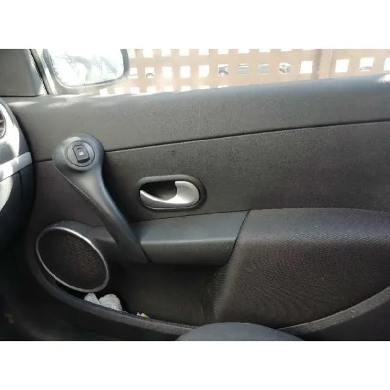 RENAULT CLIO III '2005 1.5 DCI DIESEL CAT GRIS