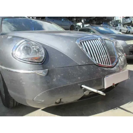 LANCIA THESIS (115) '2008 2.4 MULTIJET 20V CAE EMBLEMA (136KW) GRIS