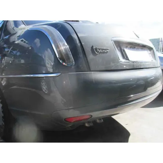 LANCIA THESIS (115) '2008 2.4 MULTIJET 20V CAE EMBLEMA (136KW) GRIS
