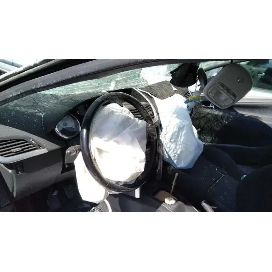 PEUGEOT 207 '2009 CONFORT NEGRO