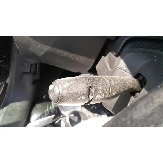 PEUGEOT 207 '2009 CONFORT NEGRO
