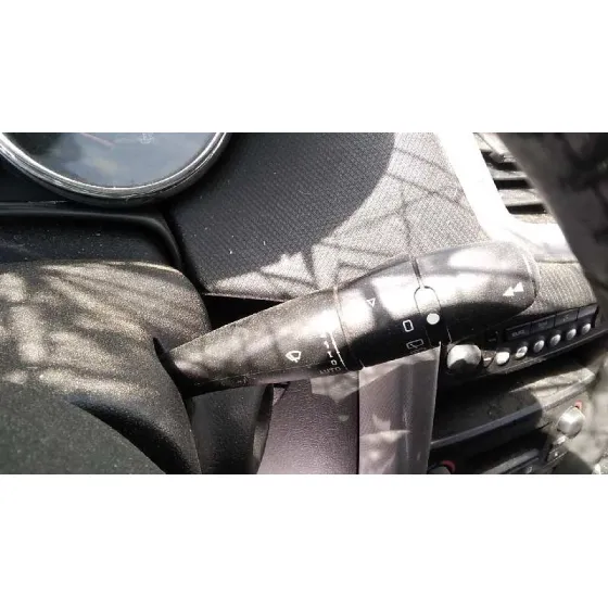 PEUGEOT 207 '2009 CONFORT NEGRO