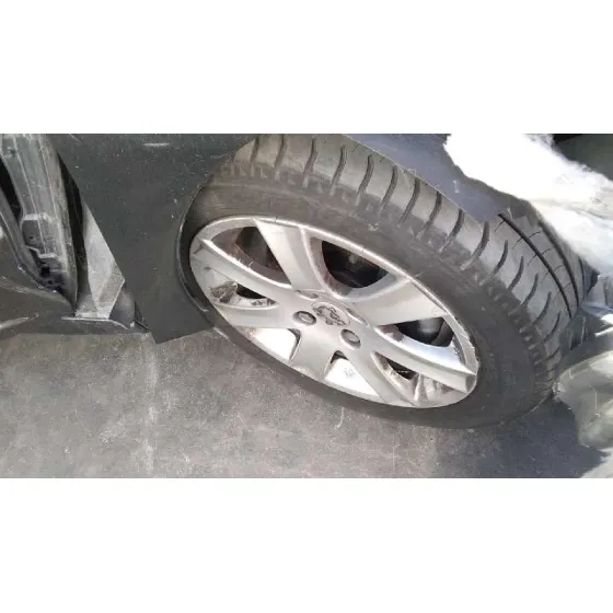 PEUGEOT 207 '2009 CONFORT NEGRO