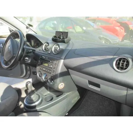 FORD FIESTA (CBK) '2003 AMBIENTE PLATA