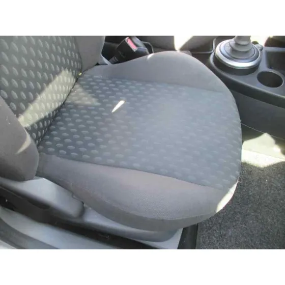 FORD FIESTA (CBK) '2003 AMBIENTE PLATA